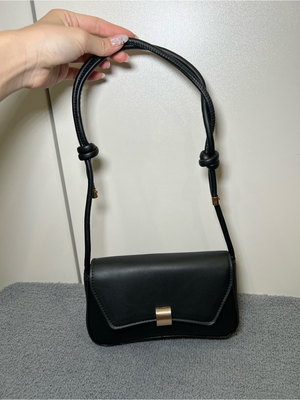 Classic Black Shoulder Bag with Gold Accent